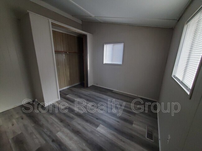 Foto del edificio - 3951 E Hollywood Ave