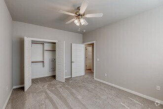 3BR, 2.5BA - The Willow - 1,391SF - Hillcrest Village