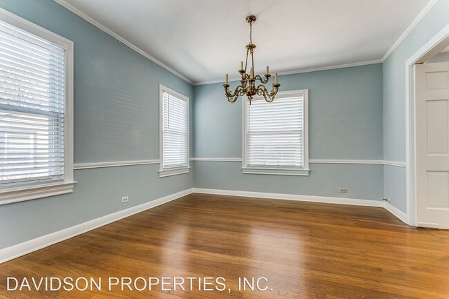 Building Photo - 3 br, 2 bath House - 119 E Elmview Pl