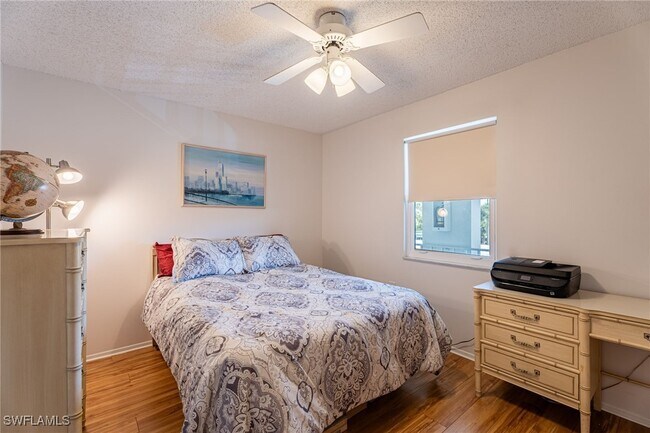 Foto del edificio - 1700 Pine Valley Dr