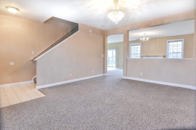Building Photo - 1616 W Hennessey St