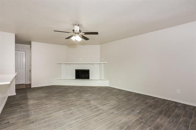 Foto del edificio - 603 Woodcrest Way