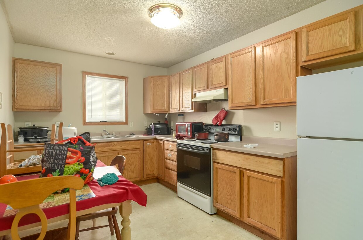 Foto del edificio - 1030 Knox Ave N