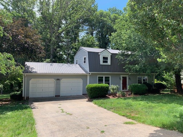 Building Photo - 307 Maplewood Dr