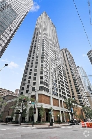 Building Photo - 400 E Ohio St