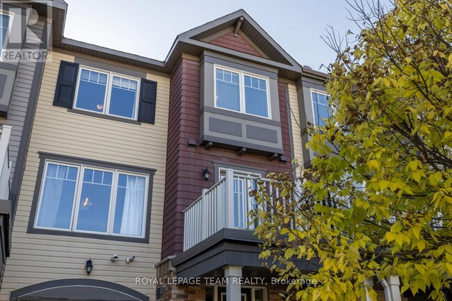 Building Photo - 552 Foxlight Cir