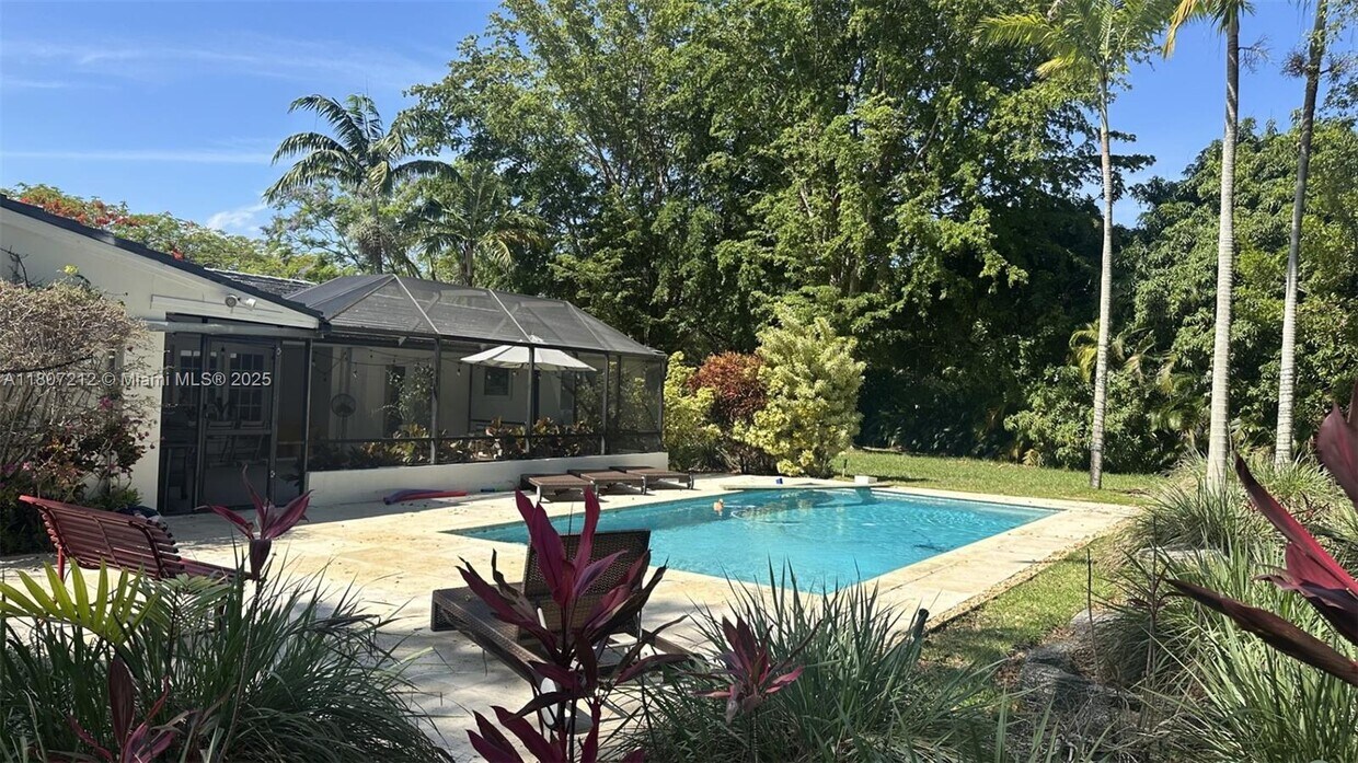 Foto principal - 12929 SW 60th Ave
