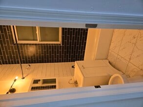 Building Photo - 6229 S Bishop St