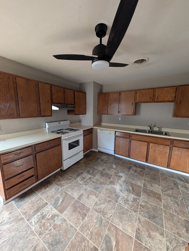 Foto del edificio - 7 Garnet Ct