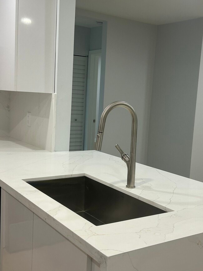 Kitchen - 6859 SW 37th St