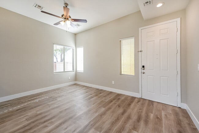 Building Photo - 7682 Gentle Grazer St