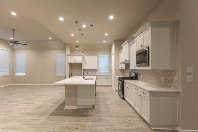 Building Photo - 29123 Lantana Ridge Ct