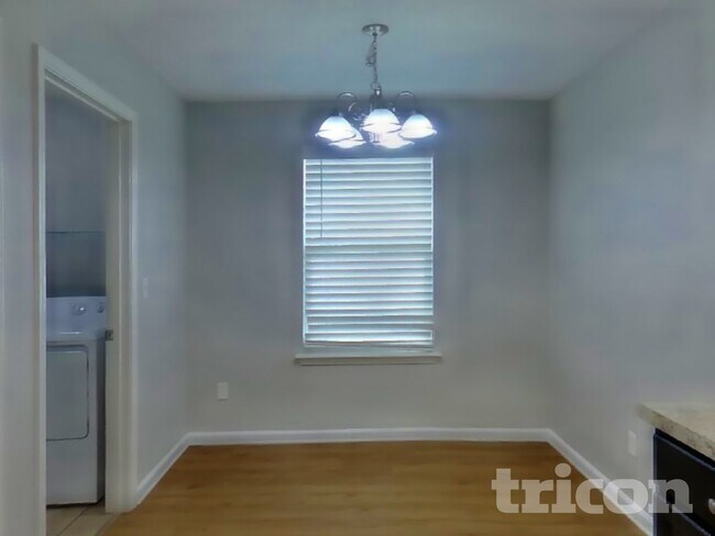 Foto del edificio - 78611 Rock Ct