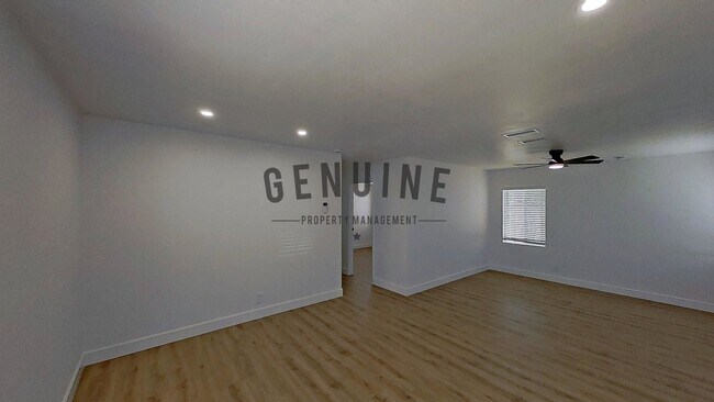 Foto del edificio - Upgraded 4Bd 2Ba Home