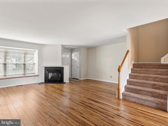 Foto del edificio - 1002 Harbour Ridge Ln