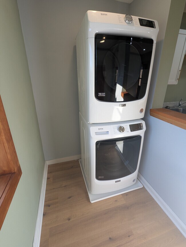 Foto del edificio - 615 E Miller Rd