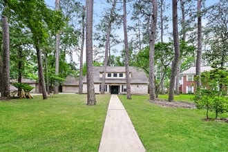 Building Photo - 16911 Memorial Oaks Ln