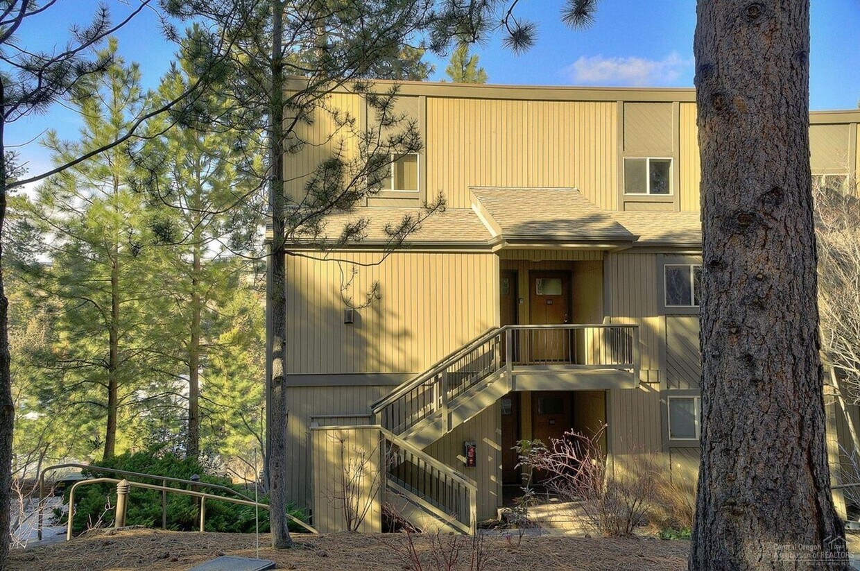 Primary Photo - SWEET 2 BEDROOM, 1 BATH MT BACHELOR VILLAGE CONDO FOR RENT - AVAILABLE NOW!
