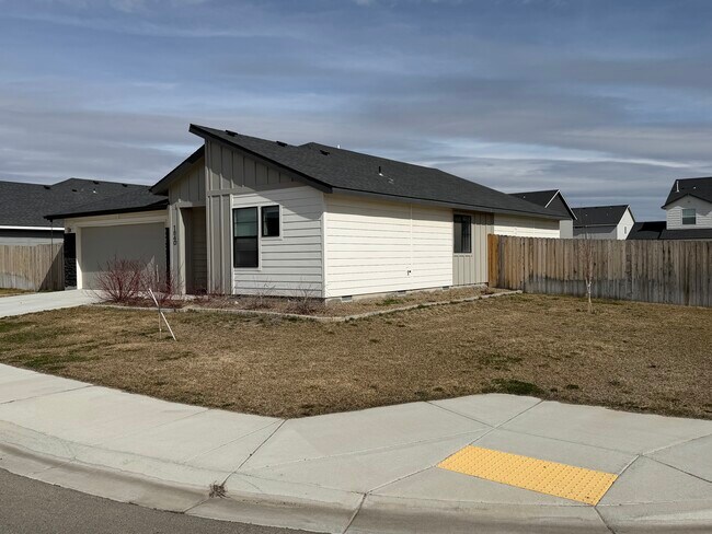 Foto del edificio - 1840 SW Sparrow Pl