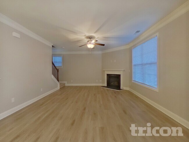 Foto del edificio - 3913 Norman View Dr
