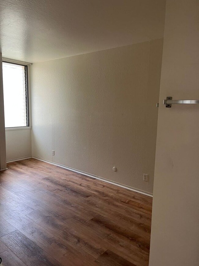 Foto del edificio - 84-718-718 Ala Mahiku St