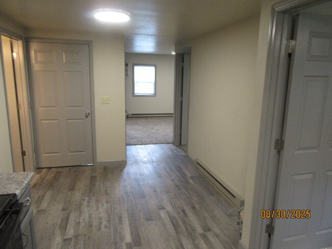Foto del edificio - 316 Cherry Ln