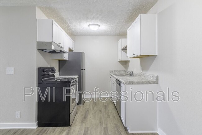 Foto del edificio - 127 Kingsridge Dr