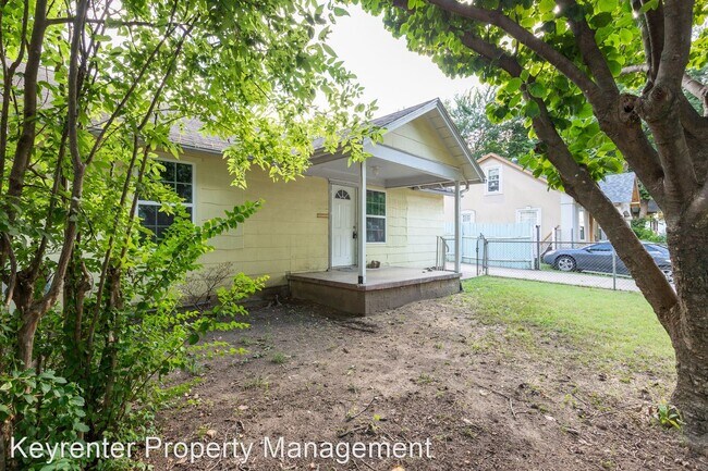 Building Photo - 2 br, 1 bath House - 1728 E Latimer Pl