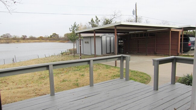 Foto del edificio - 3103 Acton School Rd