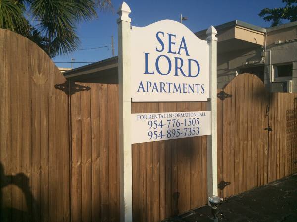 Building Photo - Sea Lord Apartments