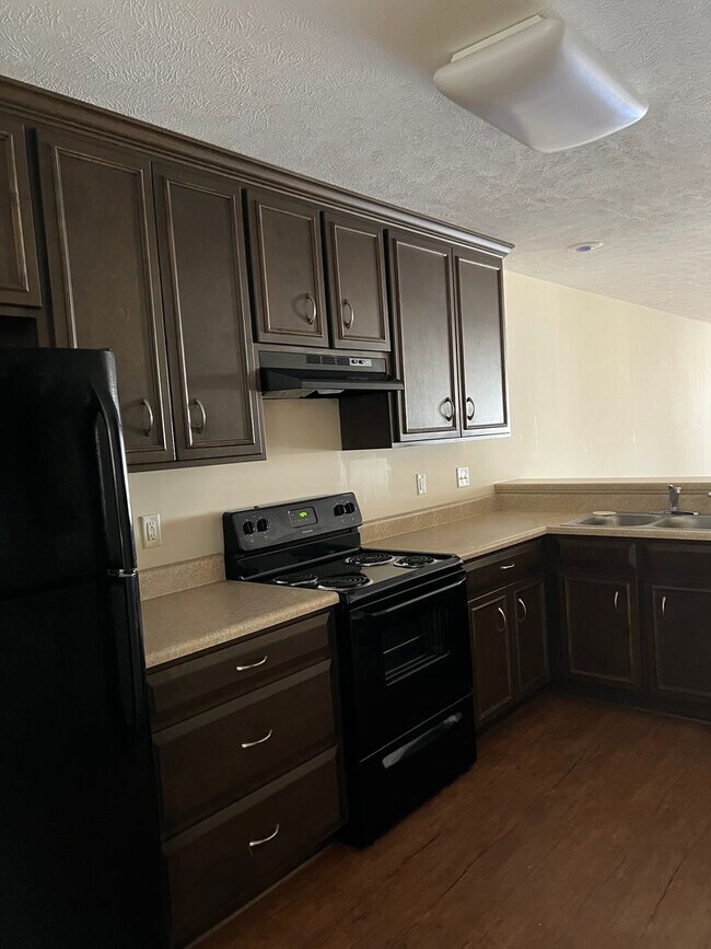 Foto del edificio - 105 Magnolia Ct