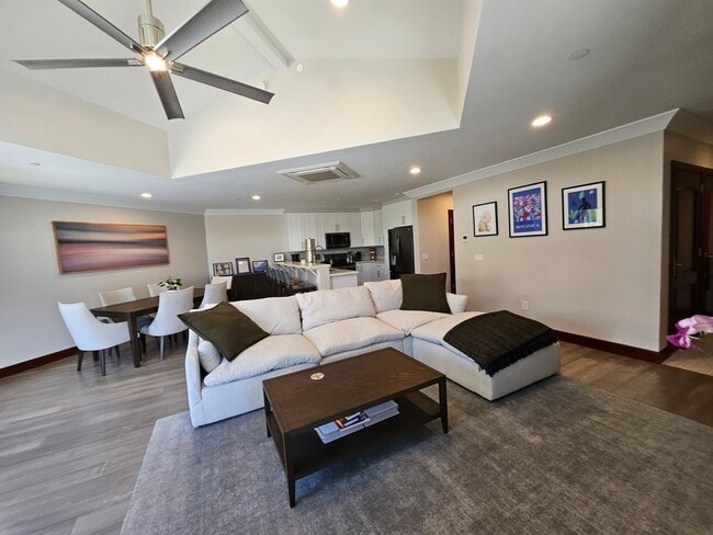 Building Photo - Turn-key Fully Furnished in Paradise Ridge...