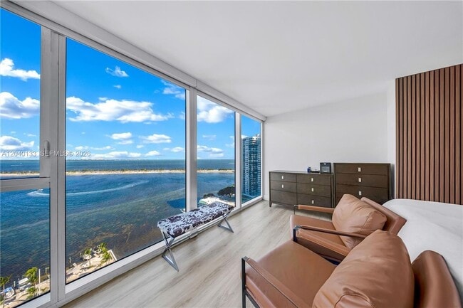 Building Photo - 2101 Brickell Ave