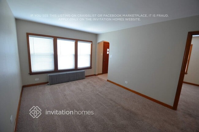 Building Photo - 6200 S Meade Ave