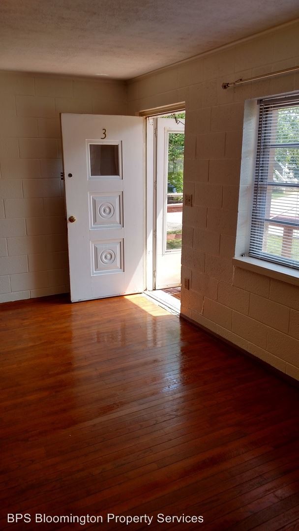 Building Photo - 1 br, 1 bath Apartment - 1202 N Dunn St