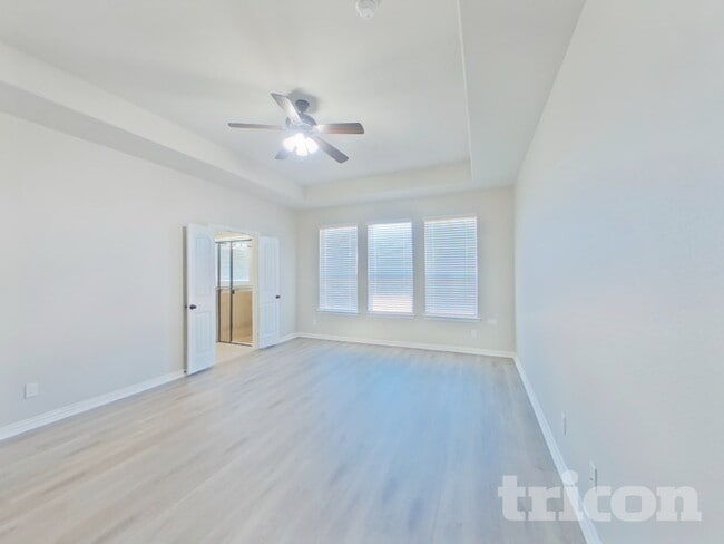 Building Photo - 1940 Gill Star Dr