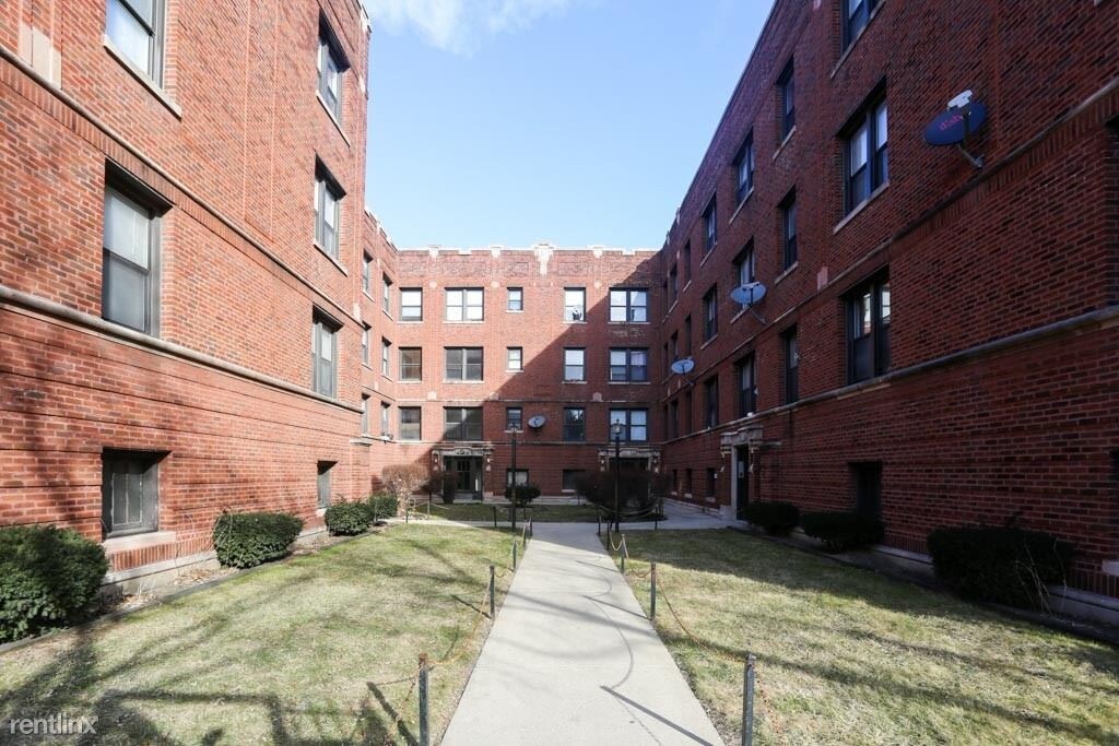 Primary Photo - 1708 W Albion Ave