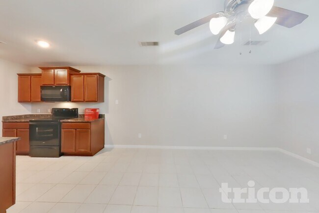 Foto del edificio - 628 Totem Trail Dr