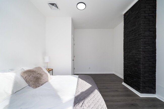Foto del edificio - 10 McDougall St