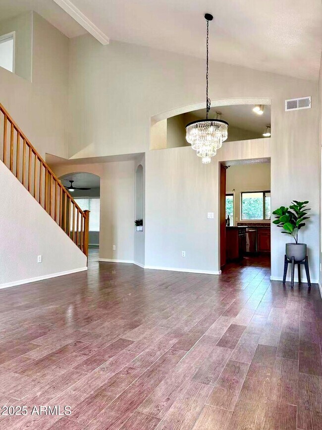 Foto del edificio - 7453 W Melinda Ln