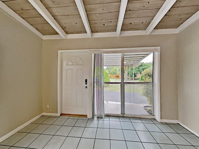 Foto del edificio - 1275 SW 28th Rd