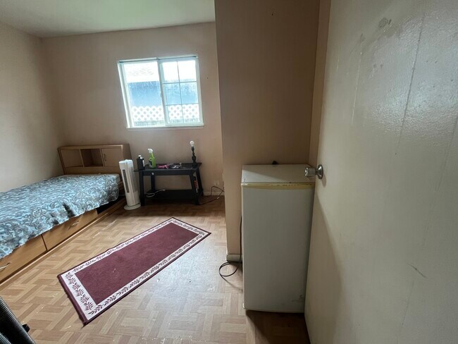 Se incluye mininevera - 578 Coyote Rd