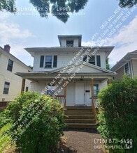Building Photo - 33 Kislingbury St