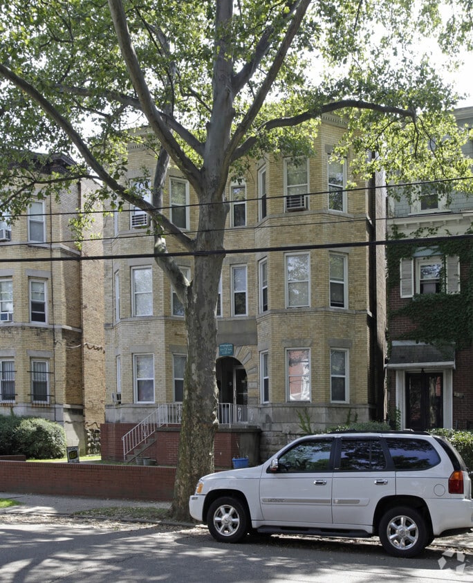 Building Photo - 231 S Mathilda St