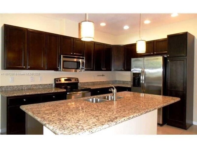 Building Photo - 3067 Tortola Way