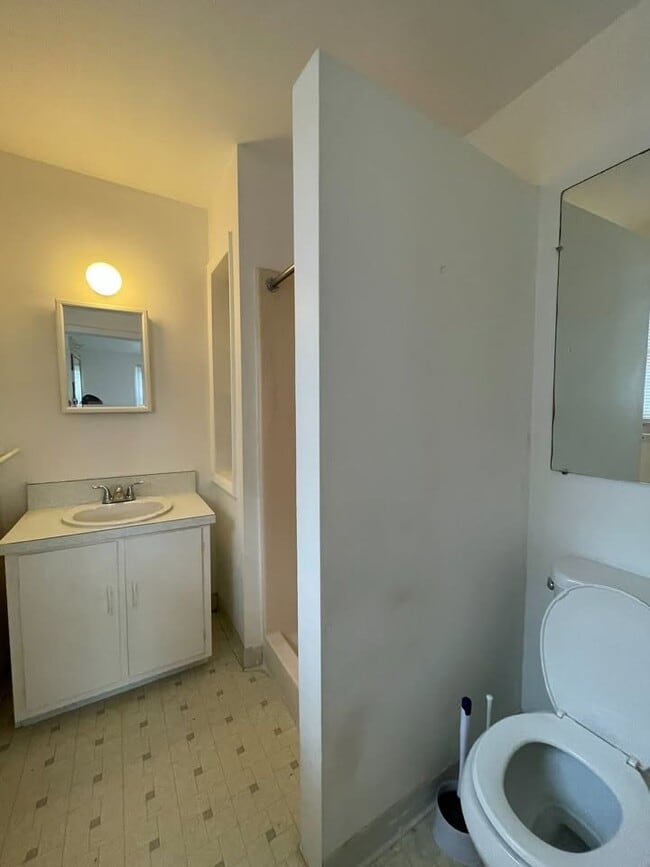 Foto del edificio - 1440 Wolfe Ln