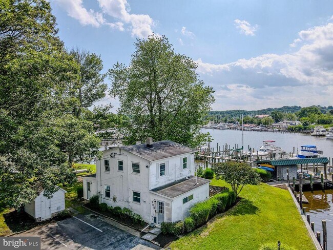 Foto del edificio - 6064 Drum Point Rd