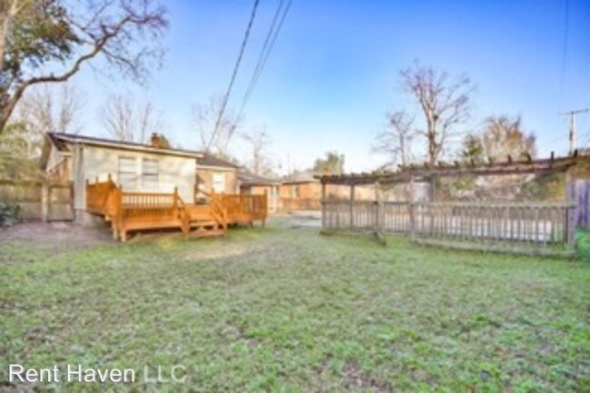 Foto del edificio - 3 br, 2.5 bath House - 1518 Dahlia Road