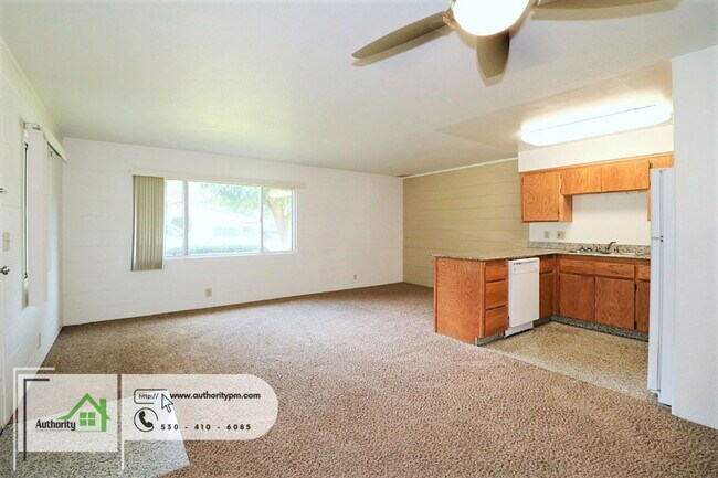 Foto del edificio - 6153 Verde Vale Ct