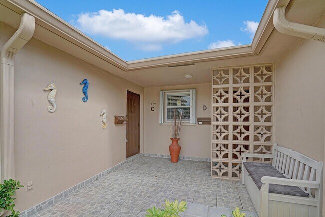 Foto del edificio - 1317 High Point Way SE